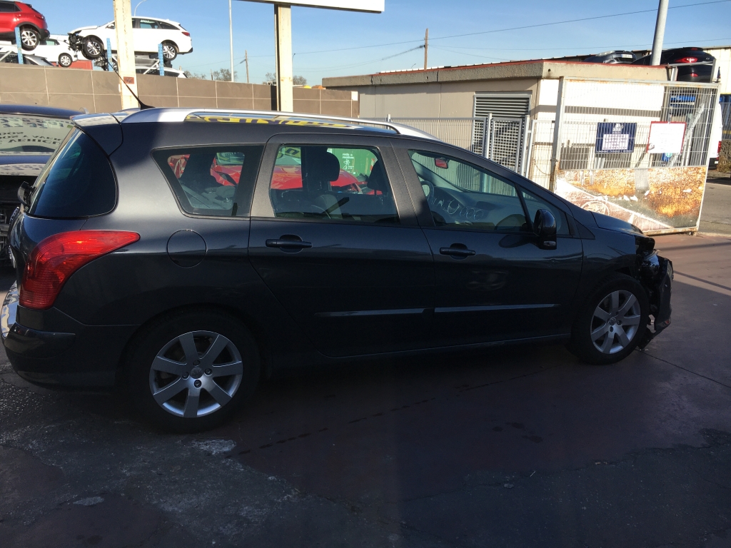 PEUGEOT 308 SW 2.0 HDI 136CV 7 PLAZAS