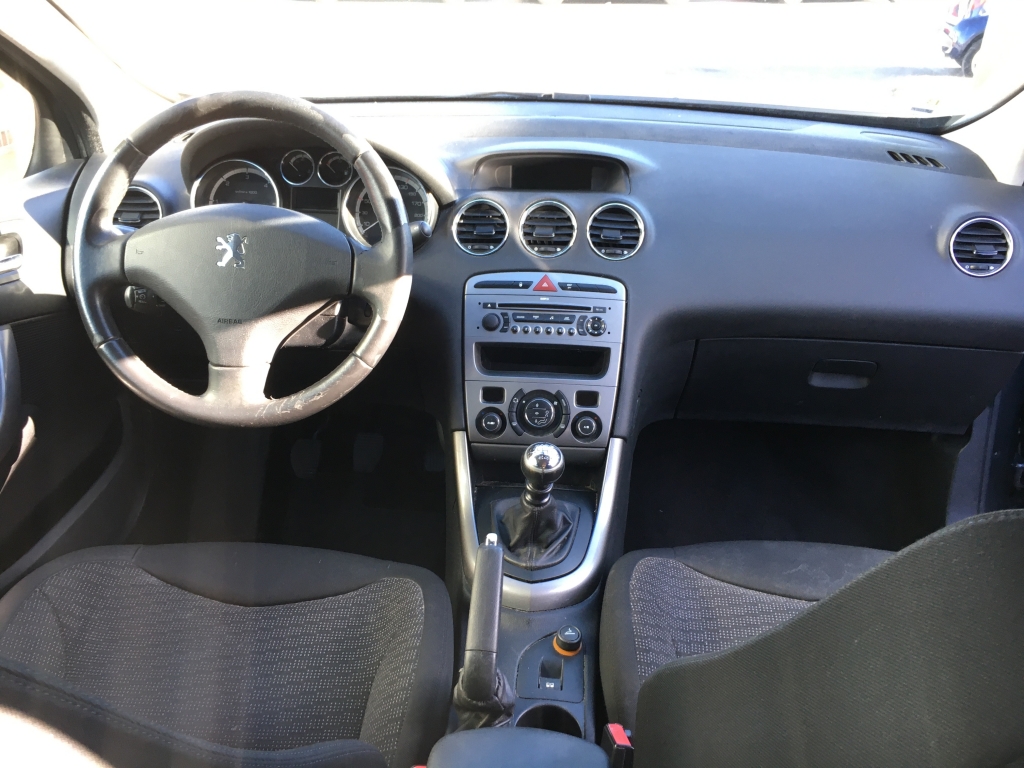 PEUGEOT 308 SW 2.0 HDI 136CV 7 PLAZAS