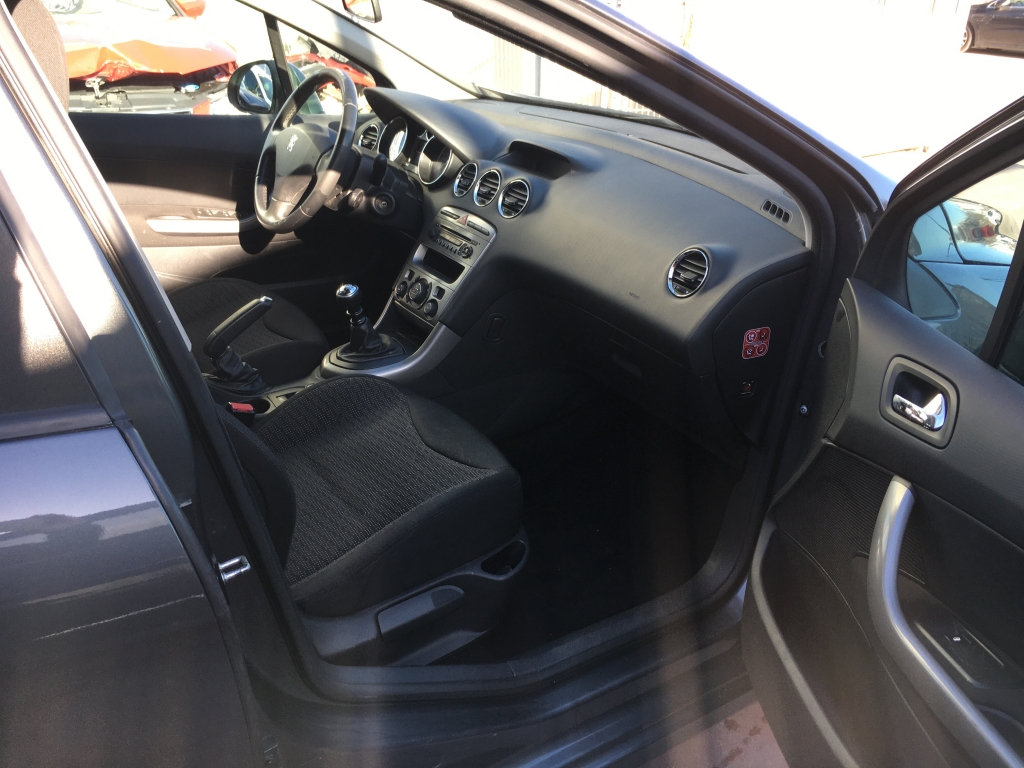 PEUGEOT 308 SW 2.0 HDI 136CV 7 PLAZAS