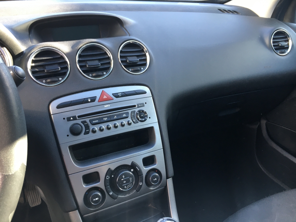 PEUGEOT 308 SW 2.0 HDI 136CV 7 PLAZAS