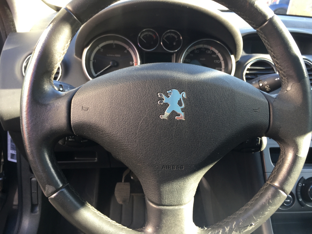 PEUGEOT 308 SW 2.0 HDI 136CV 7 PLAZAS
