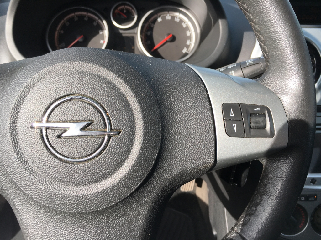 OPEL CORSA 1.2 INY 85CV