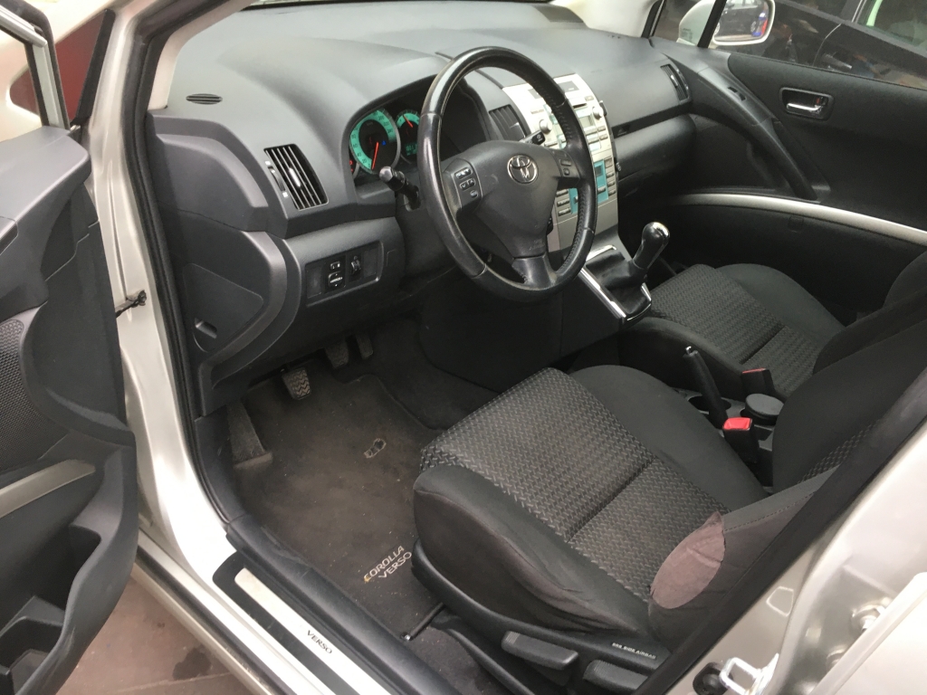 TOYOTA COROLLA VERSO 2.2 D4D 136CV 7 PLAZAS