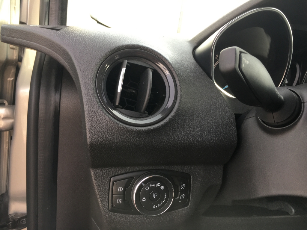 FORD TOURNEO CORIER 1.6 TDCI 95CV