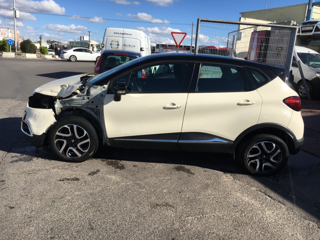 RENAULT CAPTUR 1.2 TCE 120CV AUTOMATICO