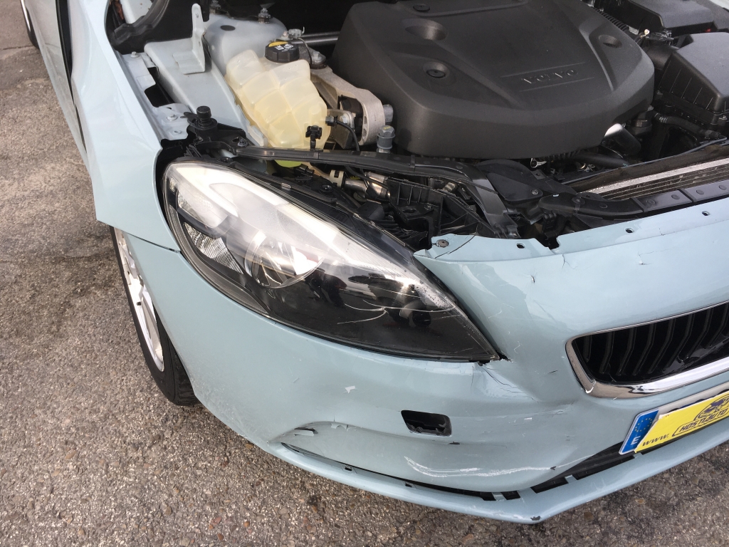 VOLVO V-40 D 2.0 120CV