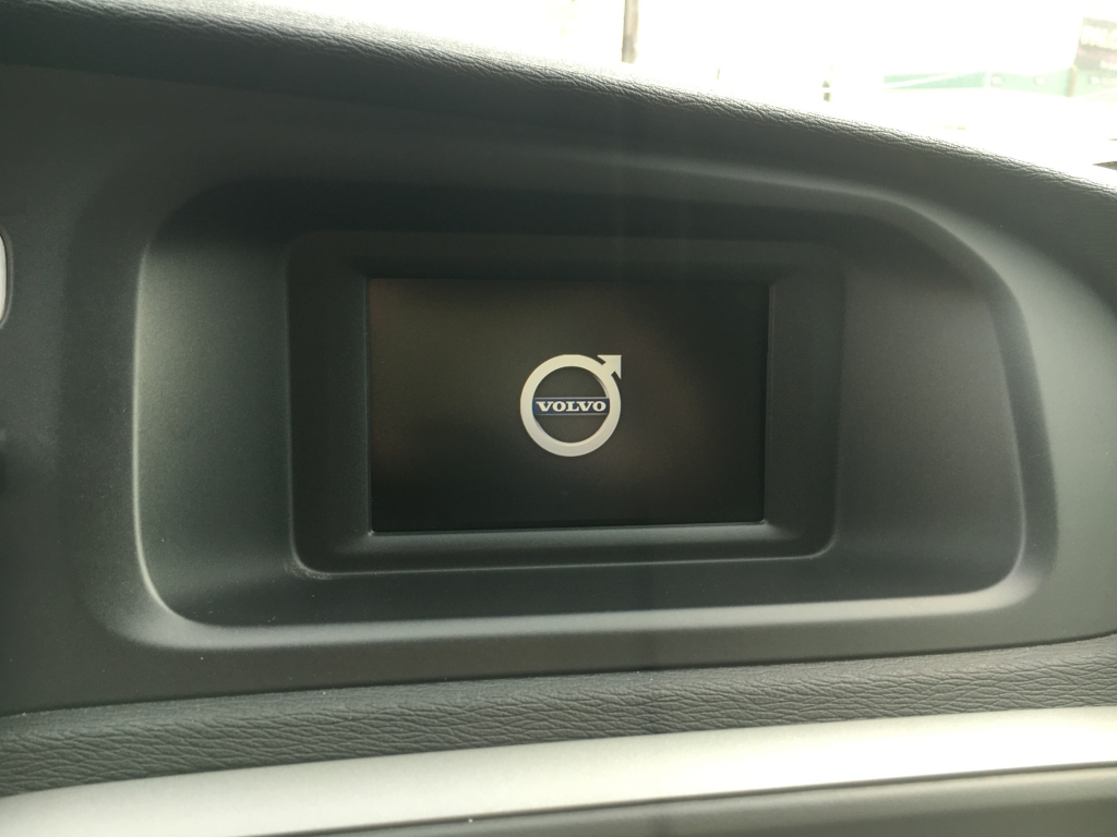 VOLVO V-40 D 2.0 120CV