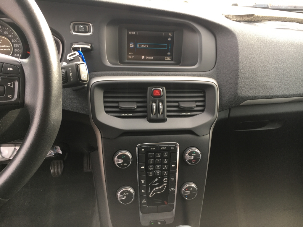 VOLVO V-40 D 2.0 120CV