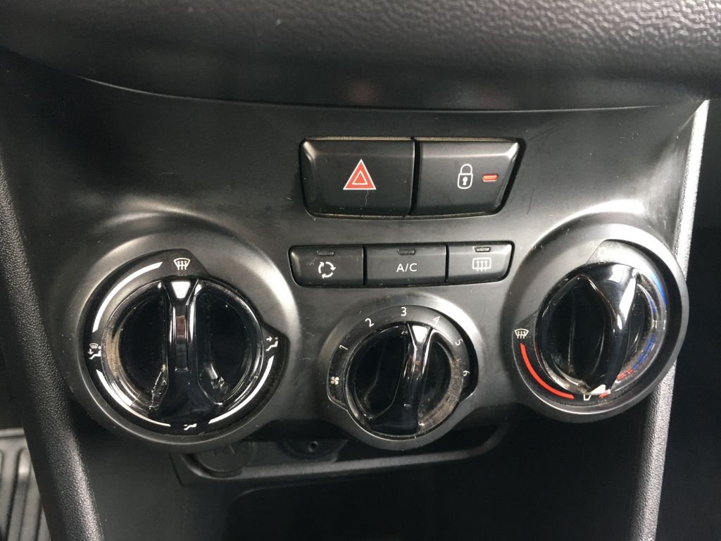 PEUGEOT 208 1.6 HDI 90CV