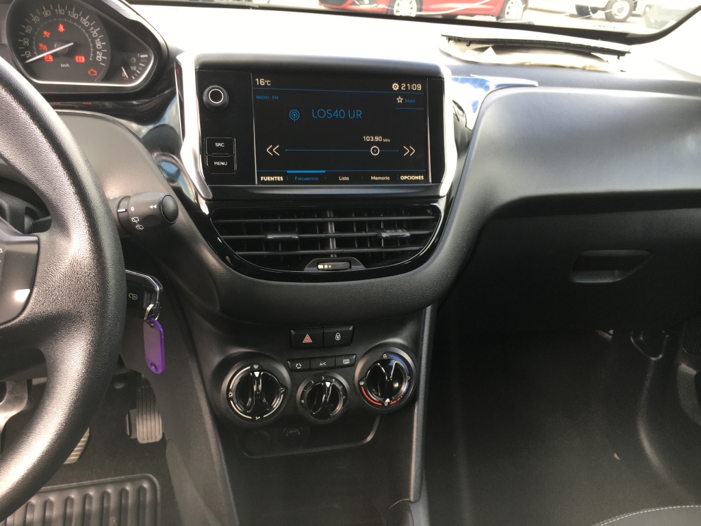 PEUGEOT 208 1.6 HDI 90CV