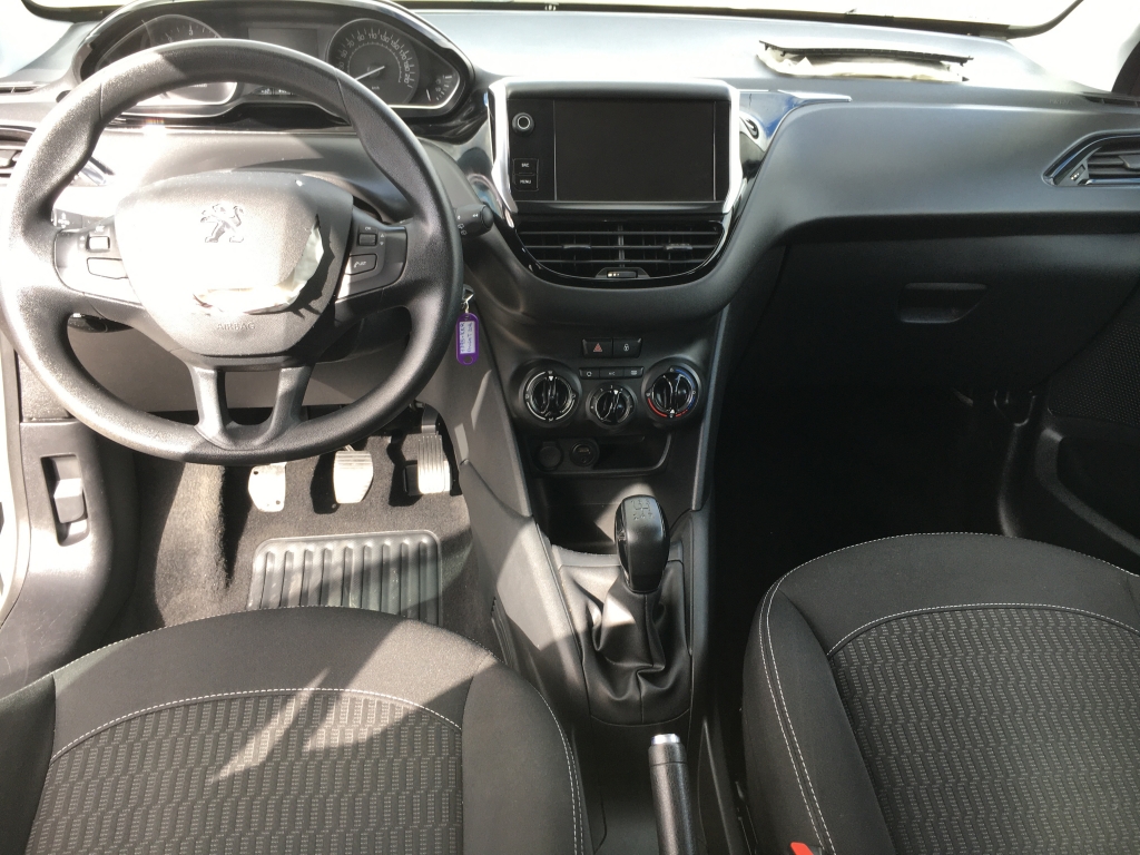 PEUGEOT 208 1.6 HDI 90CV