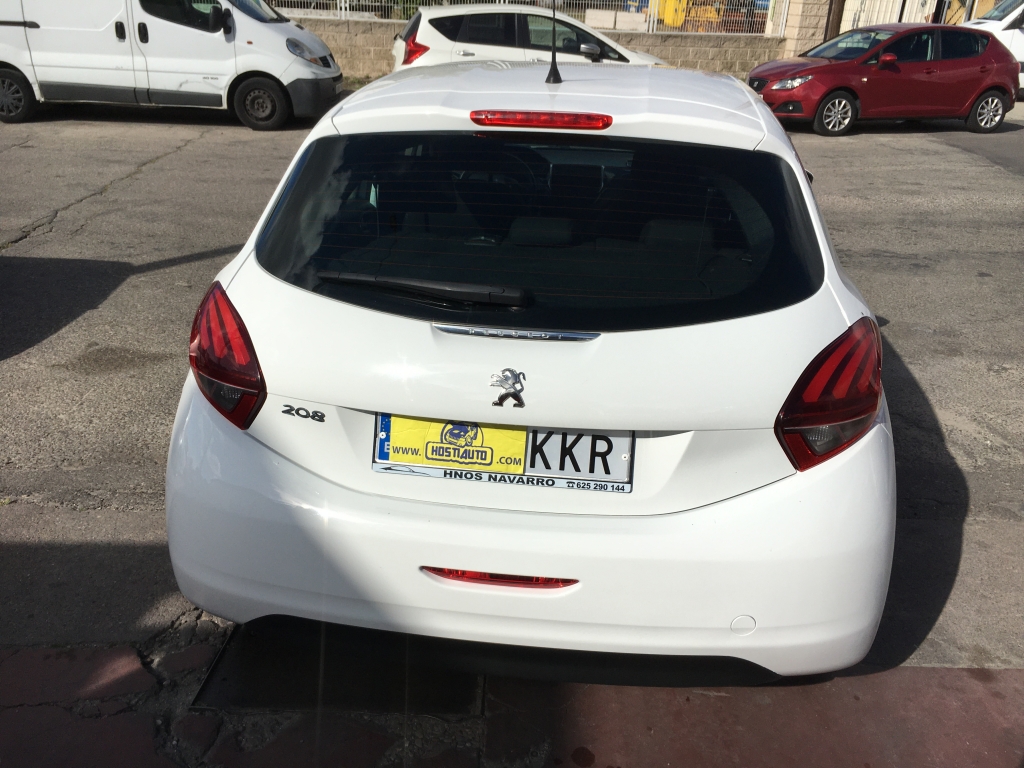 PEUGEOT 208 1.6 HDI 90CV