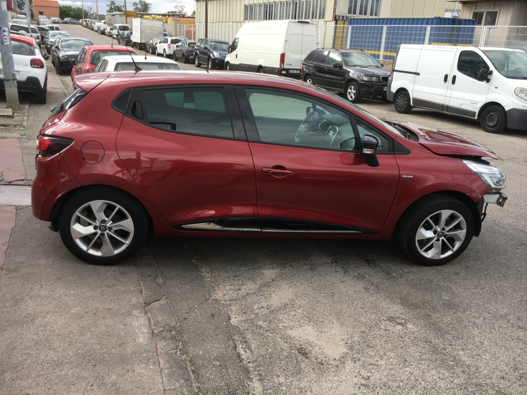 RENAULT CLIO LIMITED 1.0 INY 90CV