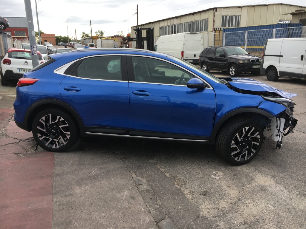 KIA XCEED 1.6 HIBRIDO 136CV AUT