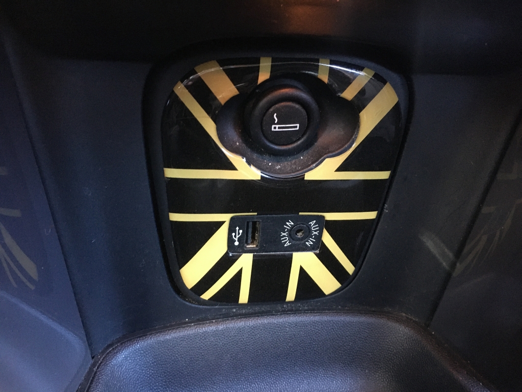 MINI COOPER 1.5 D 115CV