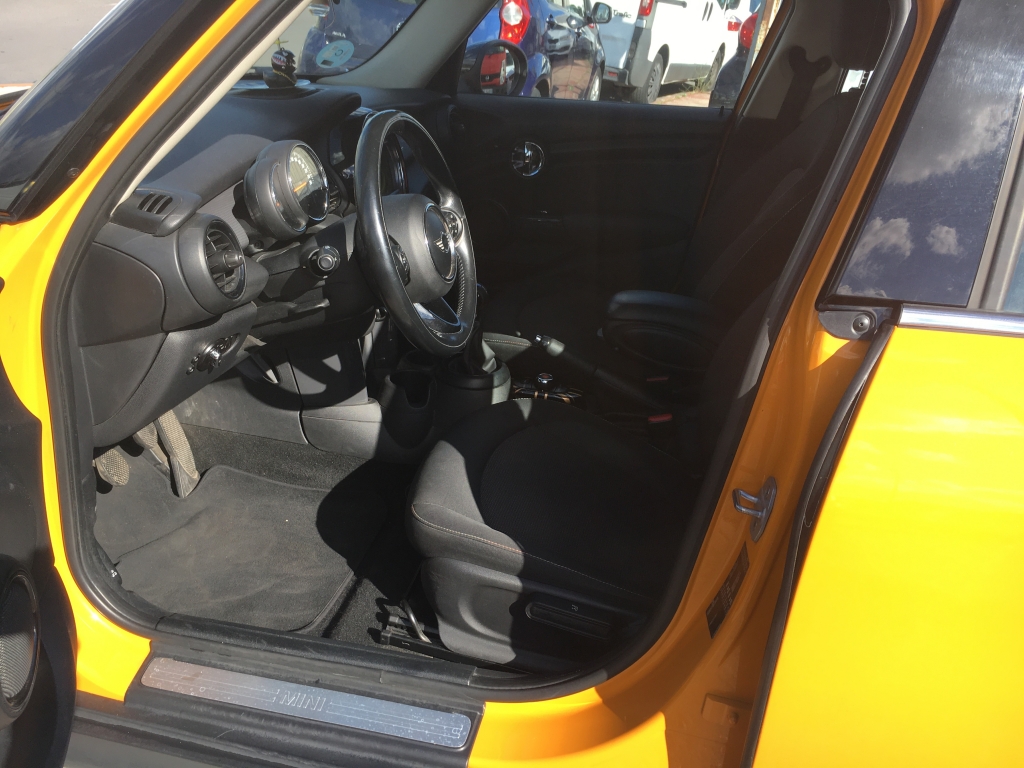 MINI COOPER 1.5 D 115CV