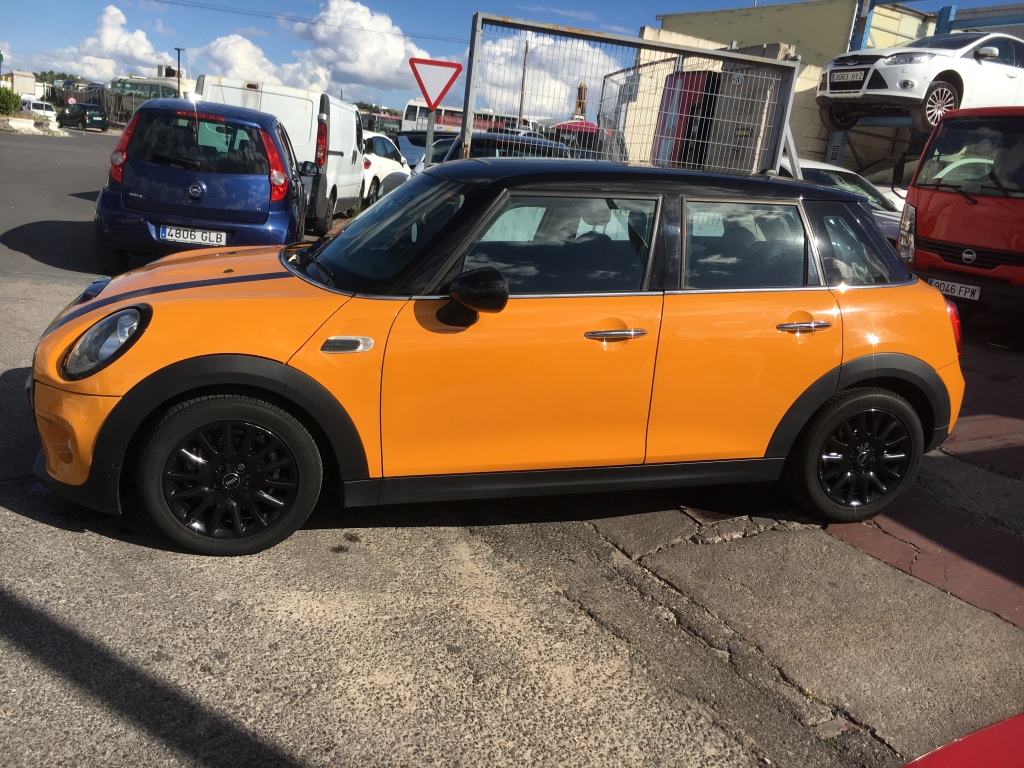 MINI COOPER 1.5 D 115CV
