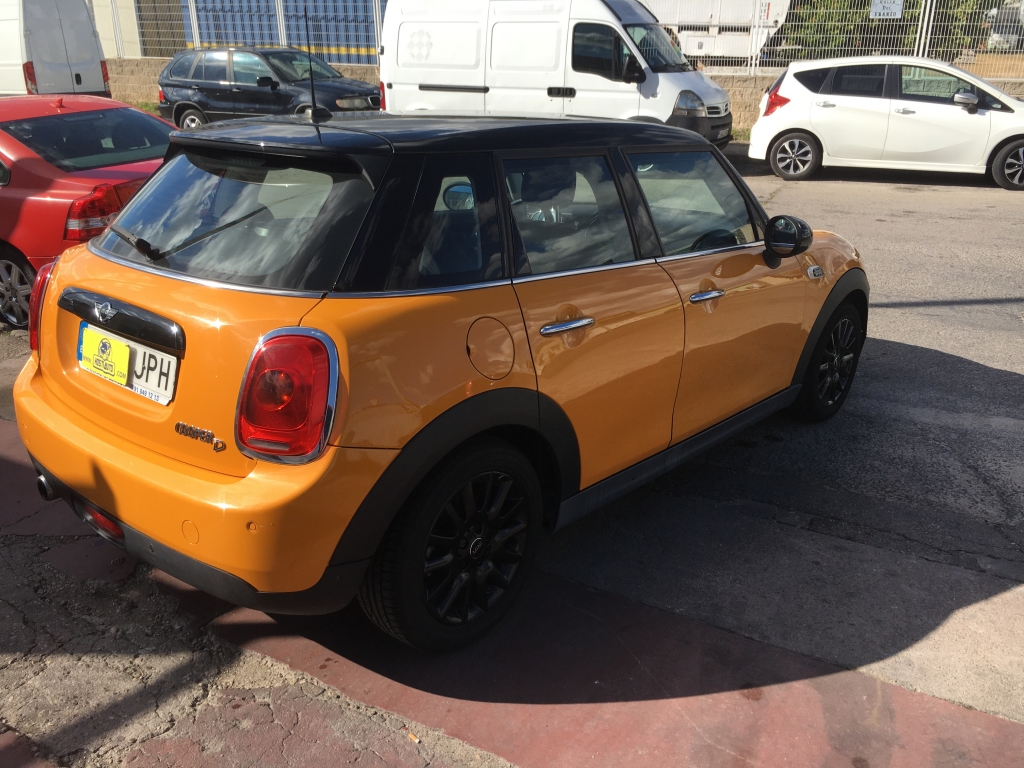 MINI COOPER 1.5 D 115CV