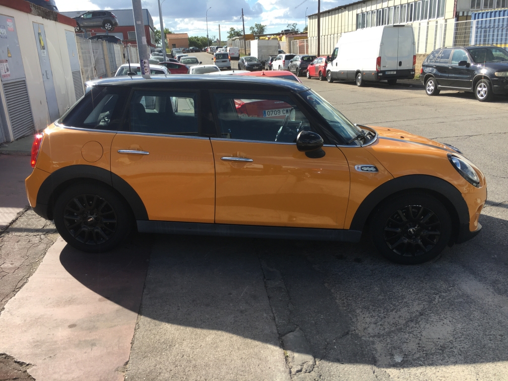 MINI COOPER 1.5 D 115CV