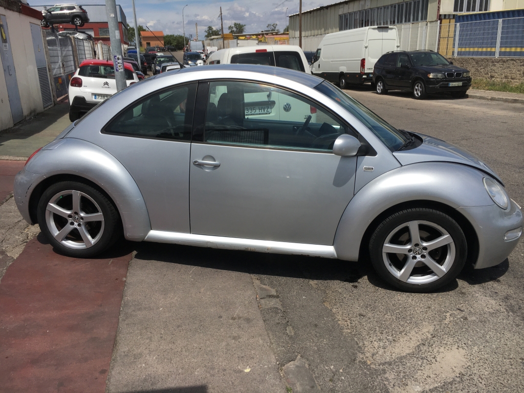 VOLKSWAGEN NEW BEETLE 1.9 TDI 90CV