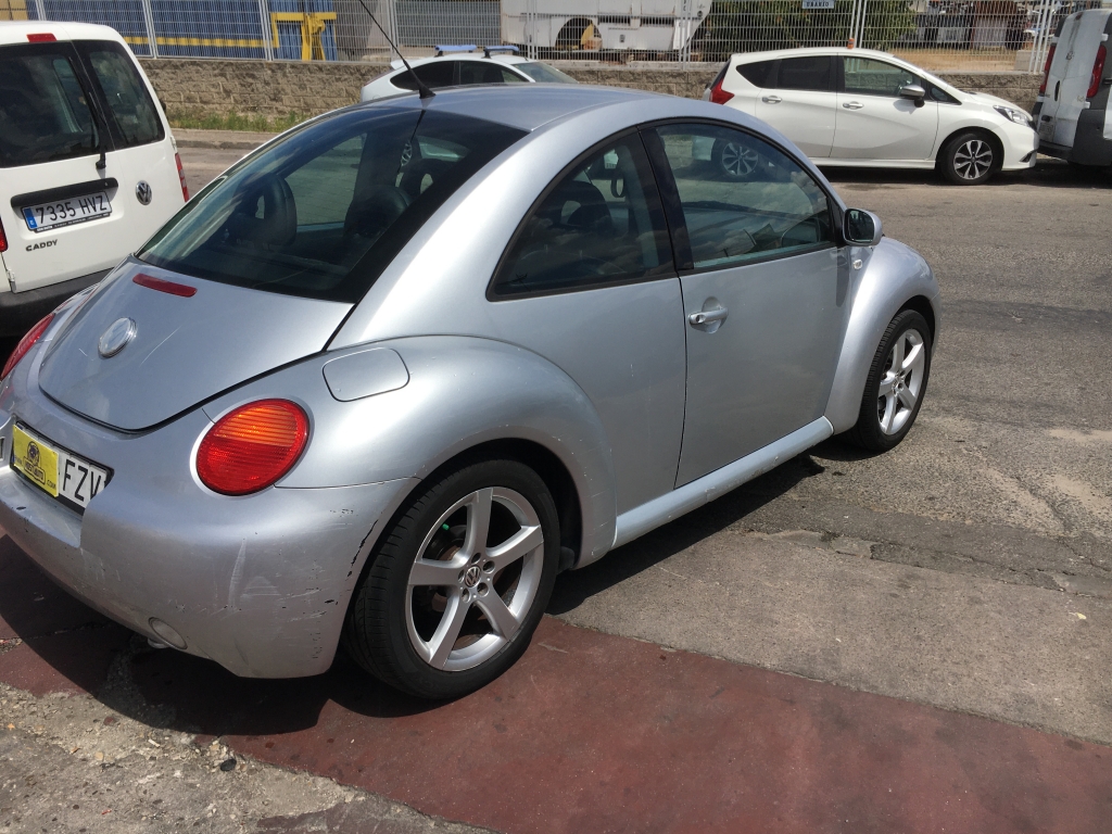 VOLKSWAGEN NEW BEETLE 1.9 TDI 90CV