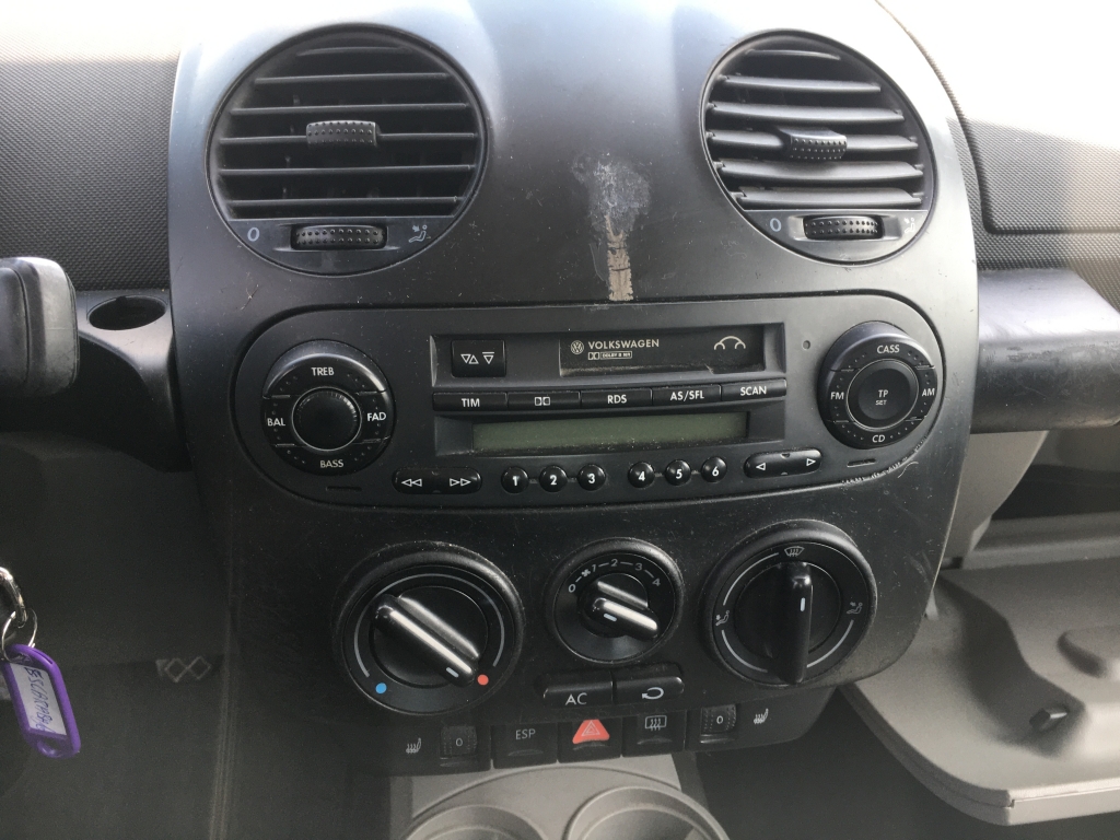 VOLKSWAGEN NEW BEETLE 1.9 TDI 90CV