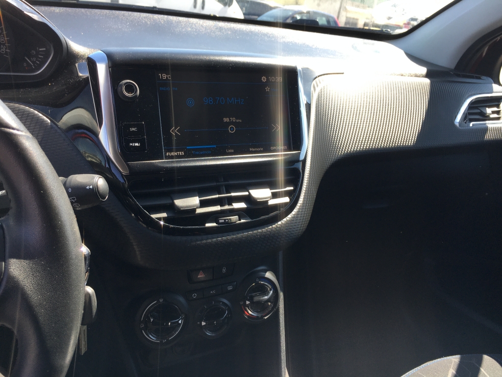 PEUGEOT 2008 1.54 HDI 102CV