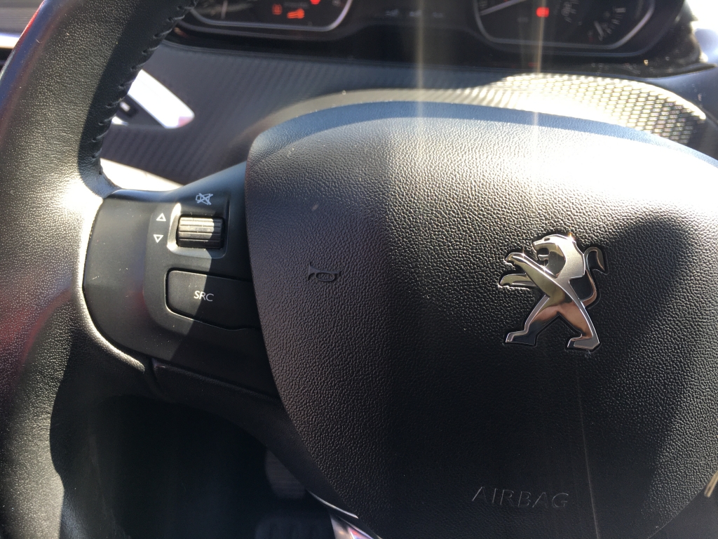 PEUGEOT 2008 1.54 HDI 102CV