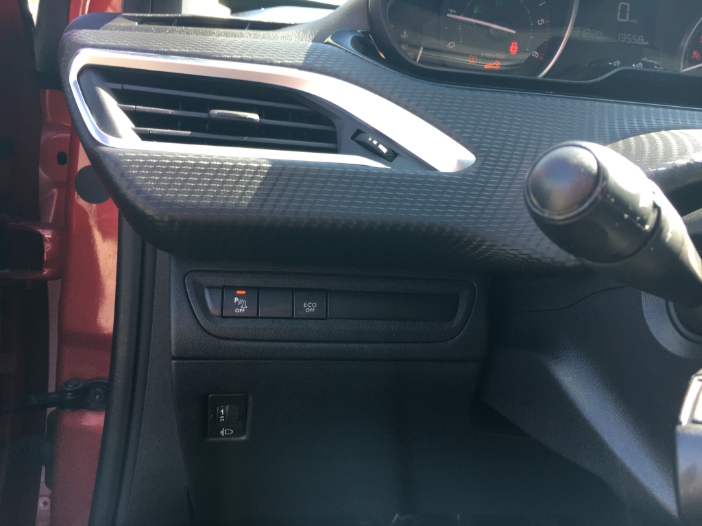 PEUGEOT 2008 1.54 HDI 102CV