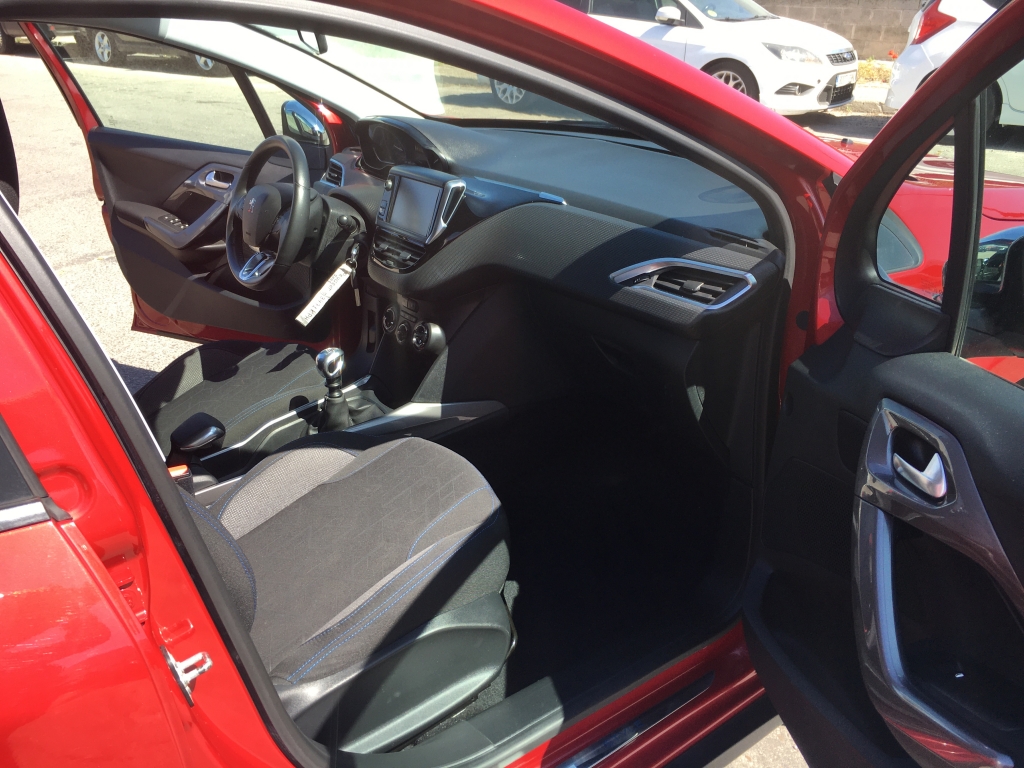 PEUGEOT 2008 1.54 HDI 102CV