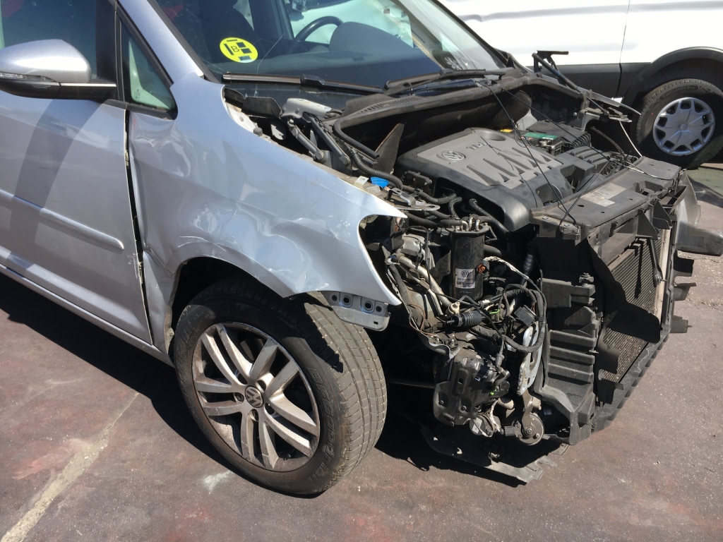 VOLKSWAGEN TOURAN 1.6 TDI 105CV 7 PLAZAS