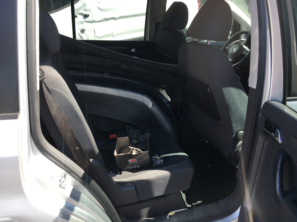 VOLKSWAGEN TOURAN 1.6 TDI 105CV 7 PLAZAS