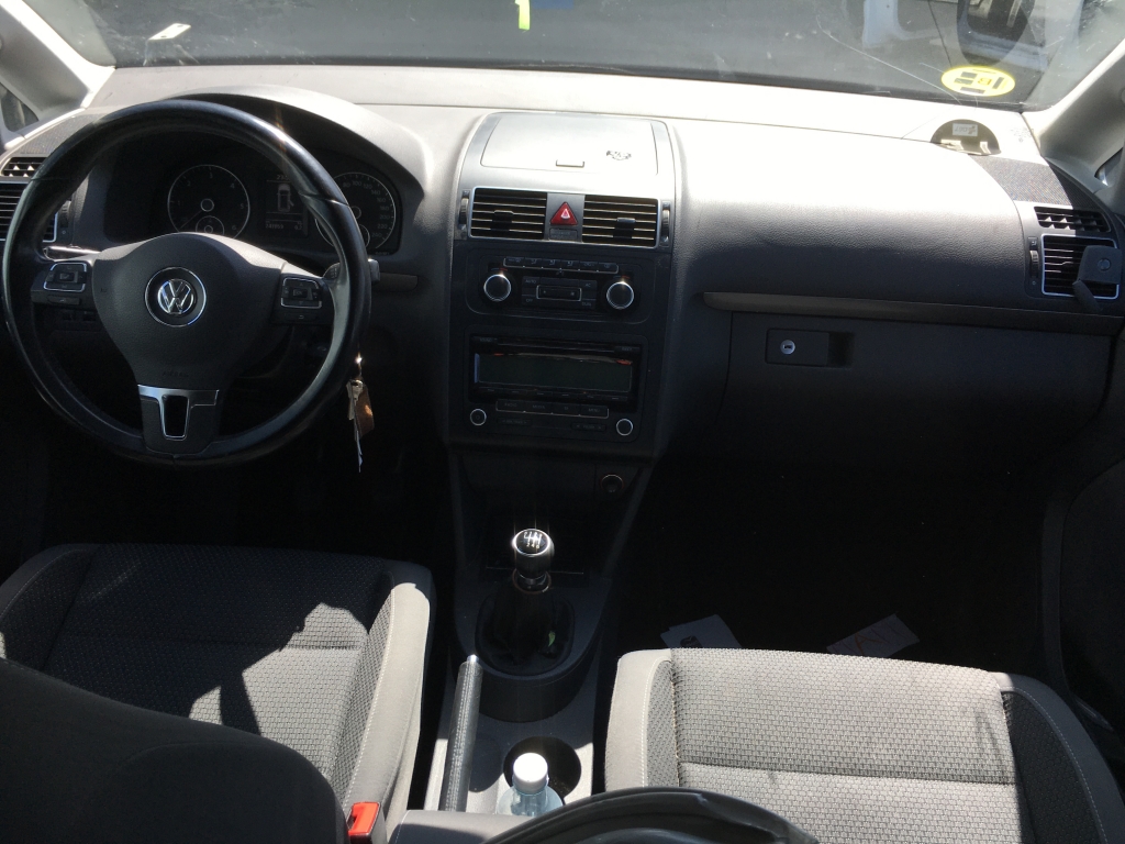 VOLKSWAGEN TOURAN 1.6 TDI 105CV 7 PLAZAS