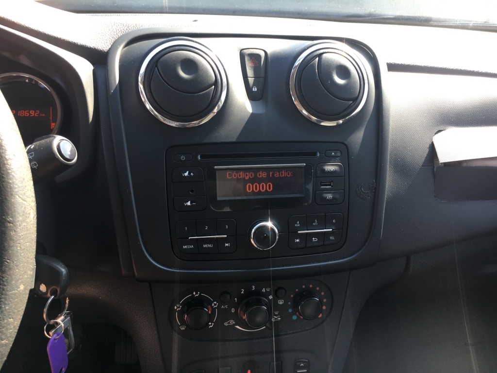 DACIA SANDERO 1.5 DCI 75CV