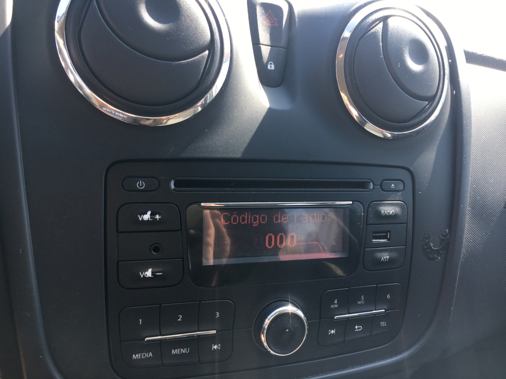 DACIA SANDERO 1.5 DCI 75CV