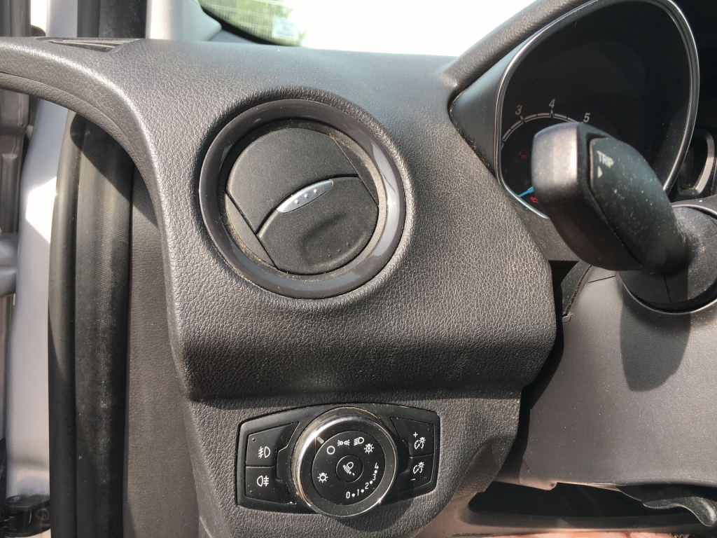 FORD TOURNEO COURIER 1.0 INY 100CV