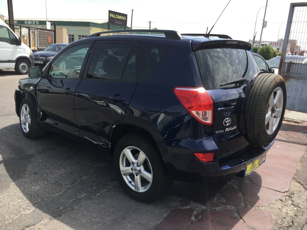 TOYOTA RAV-4 2.2 D4D 136CV 4X4