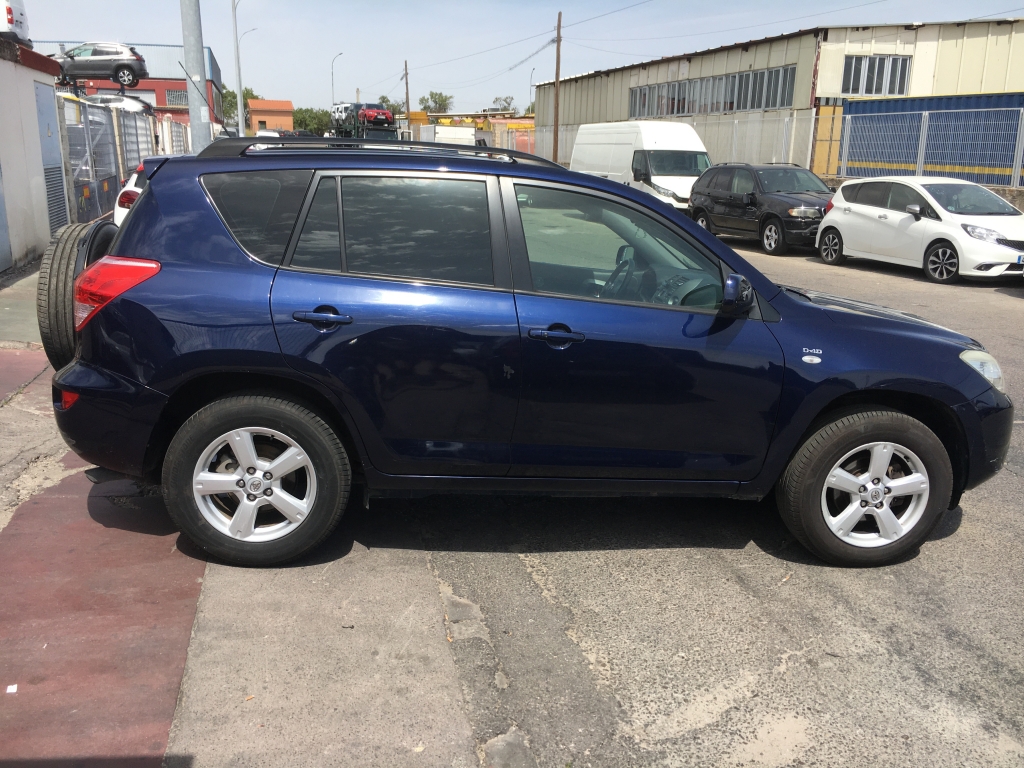 TOYOTA RAV-4 2.2 D4D 136CV 4X4