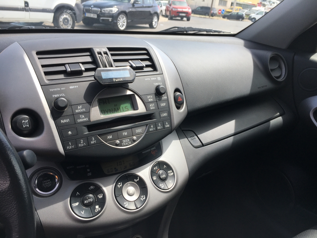 TOYOTA RAV-4 2.2 D4D 136CV 4X4