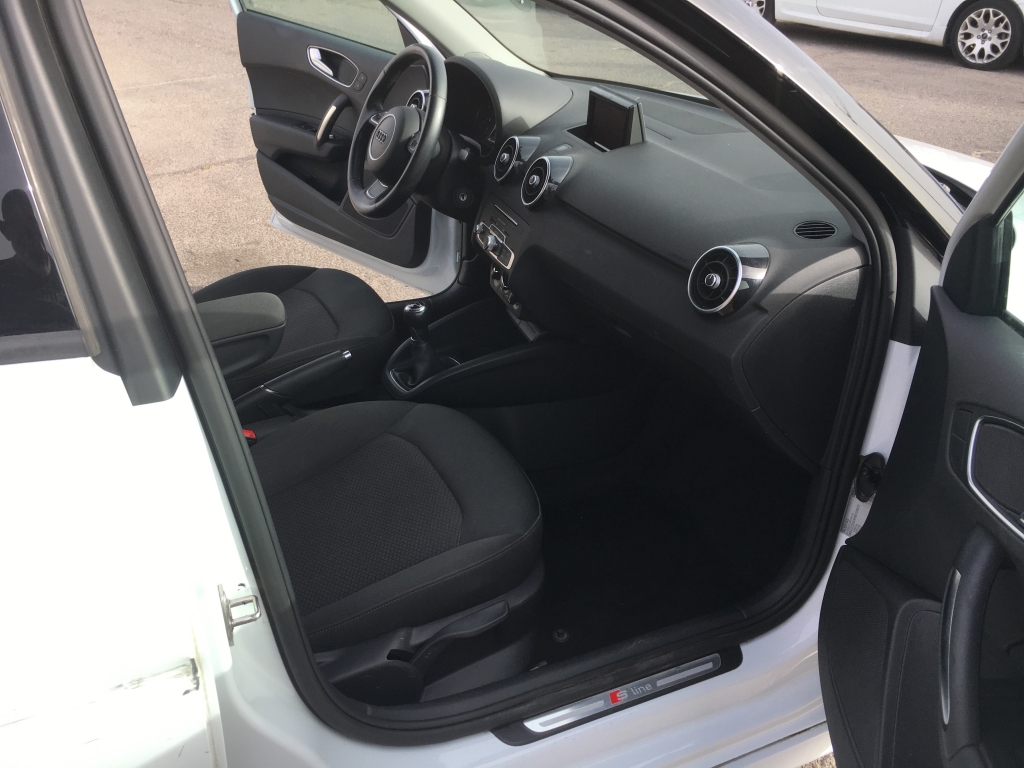 AUDI A1 S-LINE 1.4 TDI 90CV