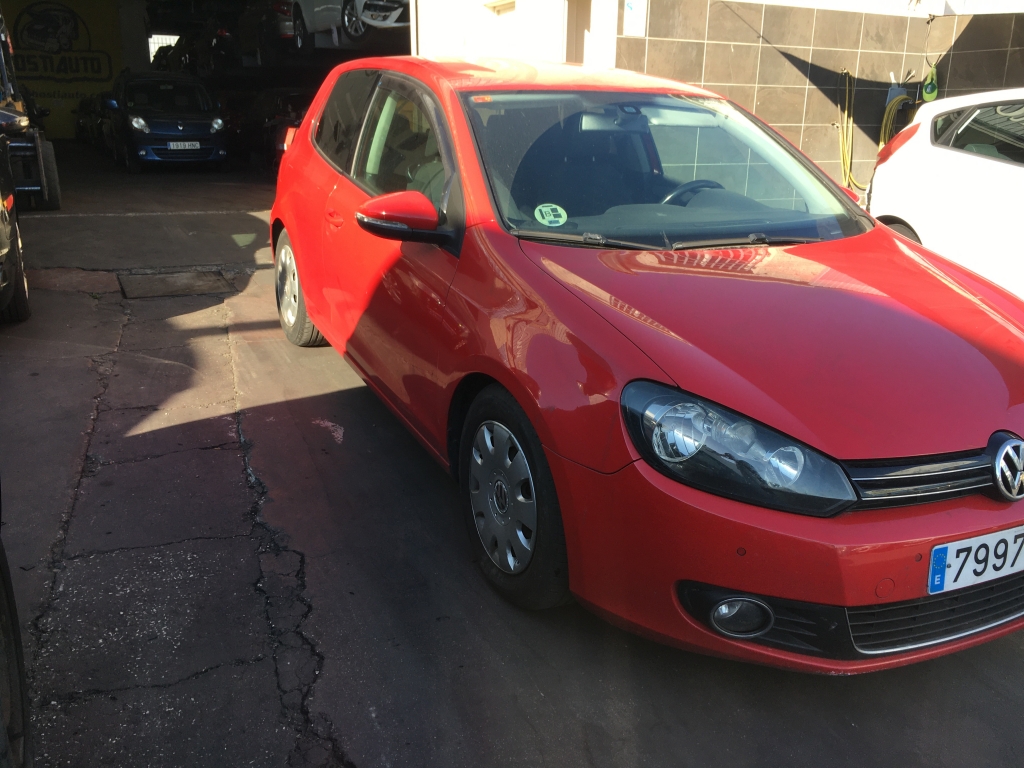 VOLKSWAGEN GOLF 2.0 TDI 110CV