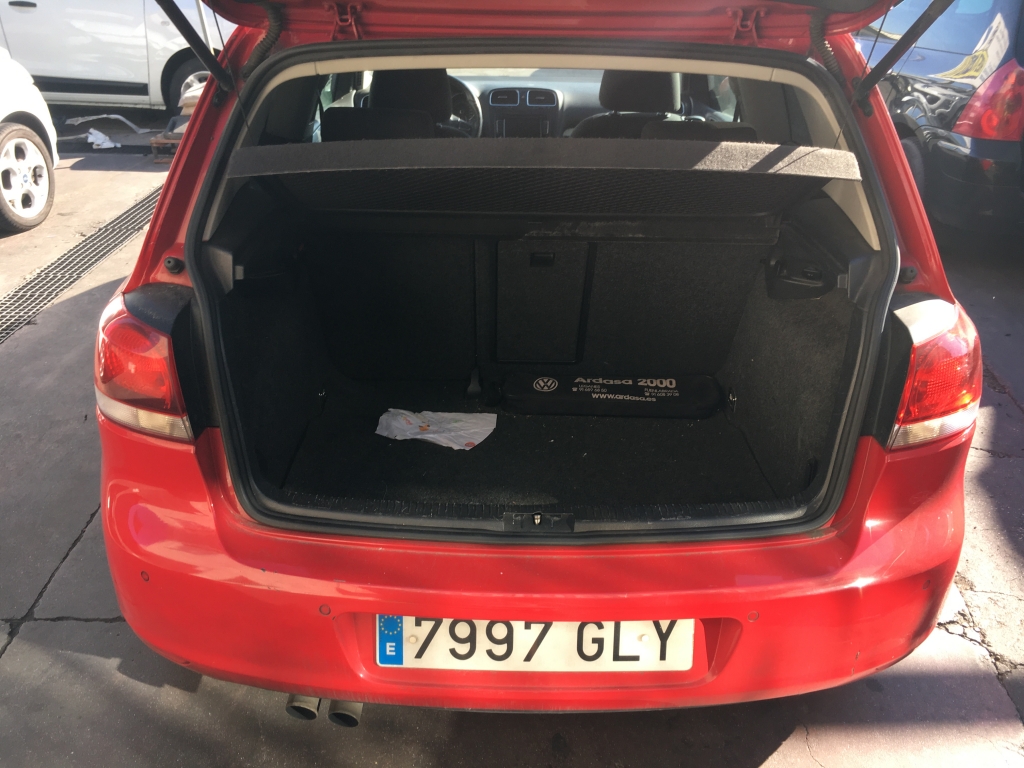 VOLKSWAGEN GOLF 2.0 TDI 110CV