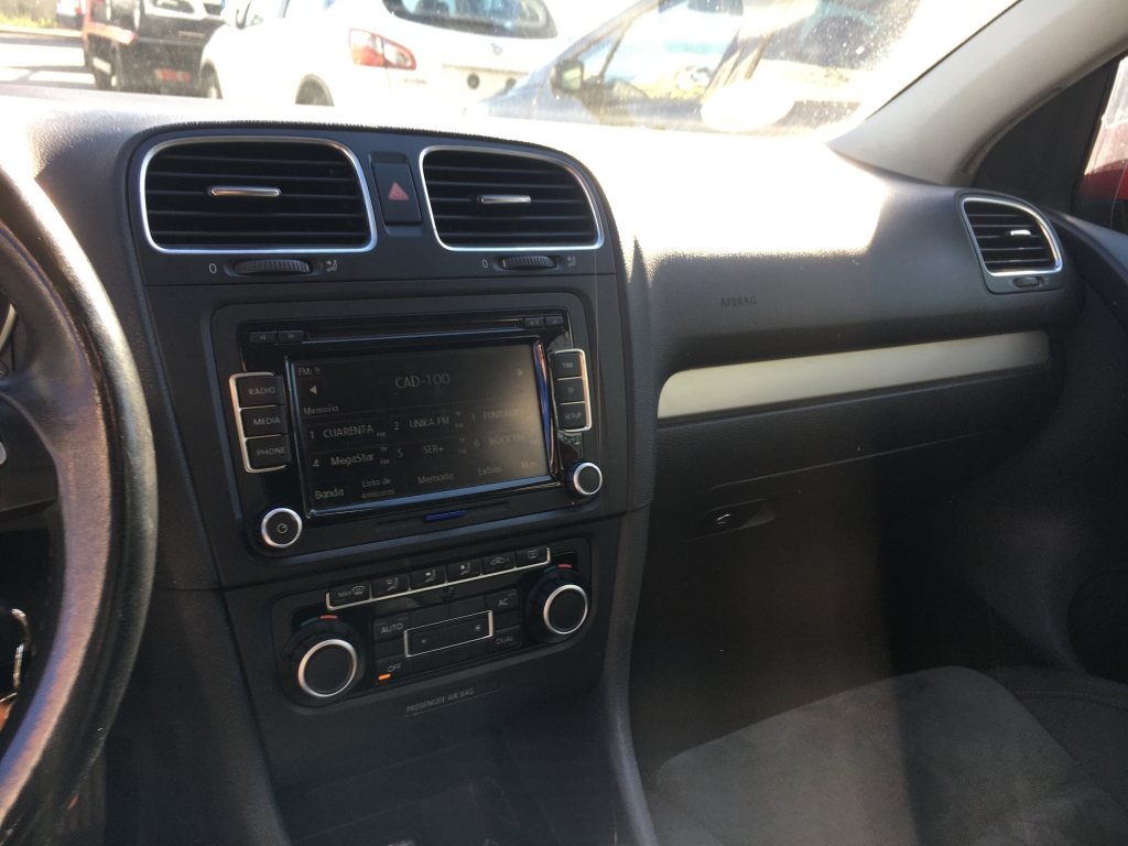 VOLKSWAGEN GOLF 2.0 TDI 110CV
