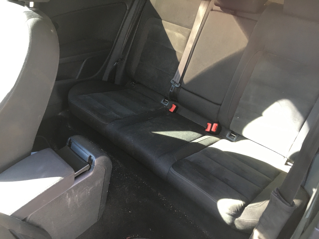VOLKSWAGEN GOLF 2.0 TDI 110CV