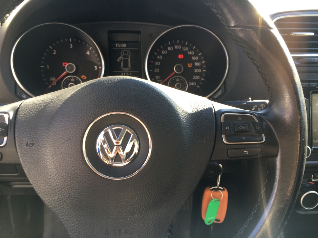 VOLKSWAGEN GOLF 2.0 TDI 110CV