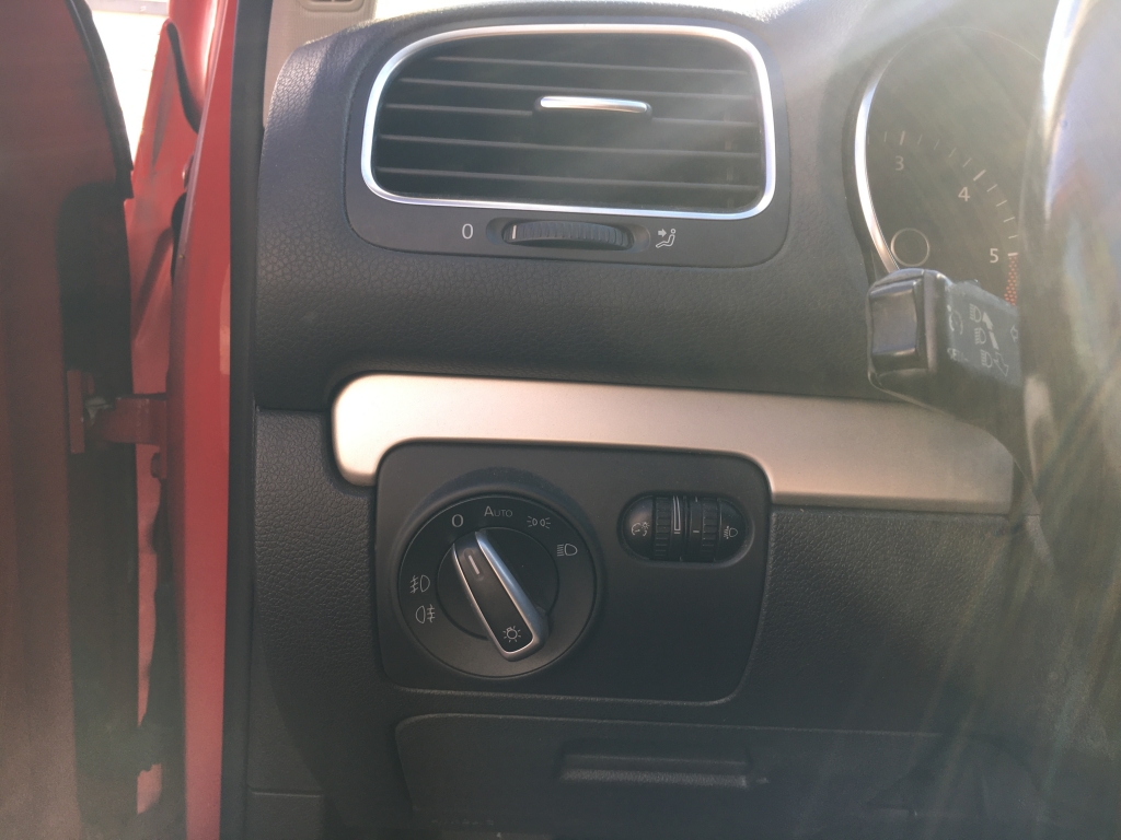 VOLKSWAGEN GOLF 2.0 TDI 110CV