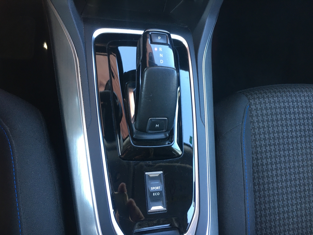 PEUGEOT 308 SW STYLE BLUE HDI 1.5 130CV AUT