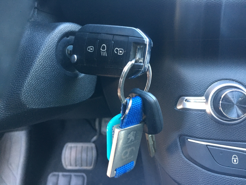 PEUGEOT 308 SW STYLE BLUE HDI 1.5 130CV AUT