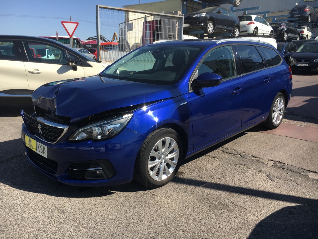 PEUGEOT 308 SW STYLE BLUE HDI 1.5 130CV AUT