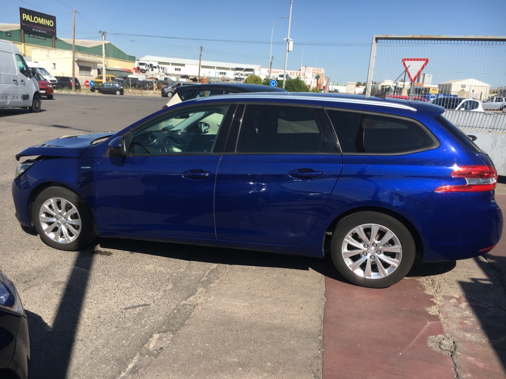 PEUGEOT 308 SW STYLE BLUE HDI 1.5 130CV AUT